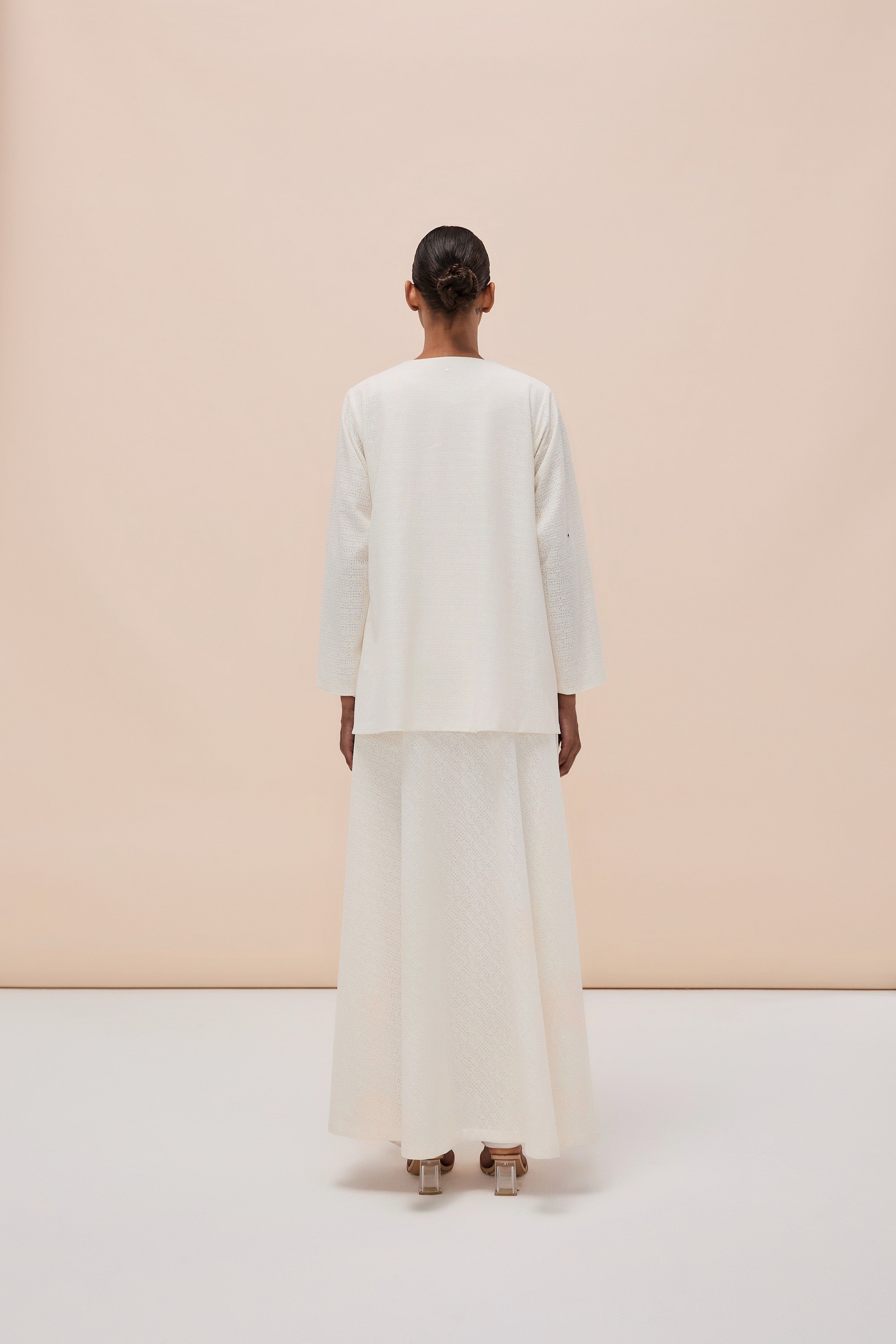Aura - Offwhite