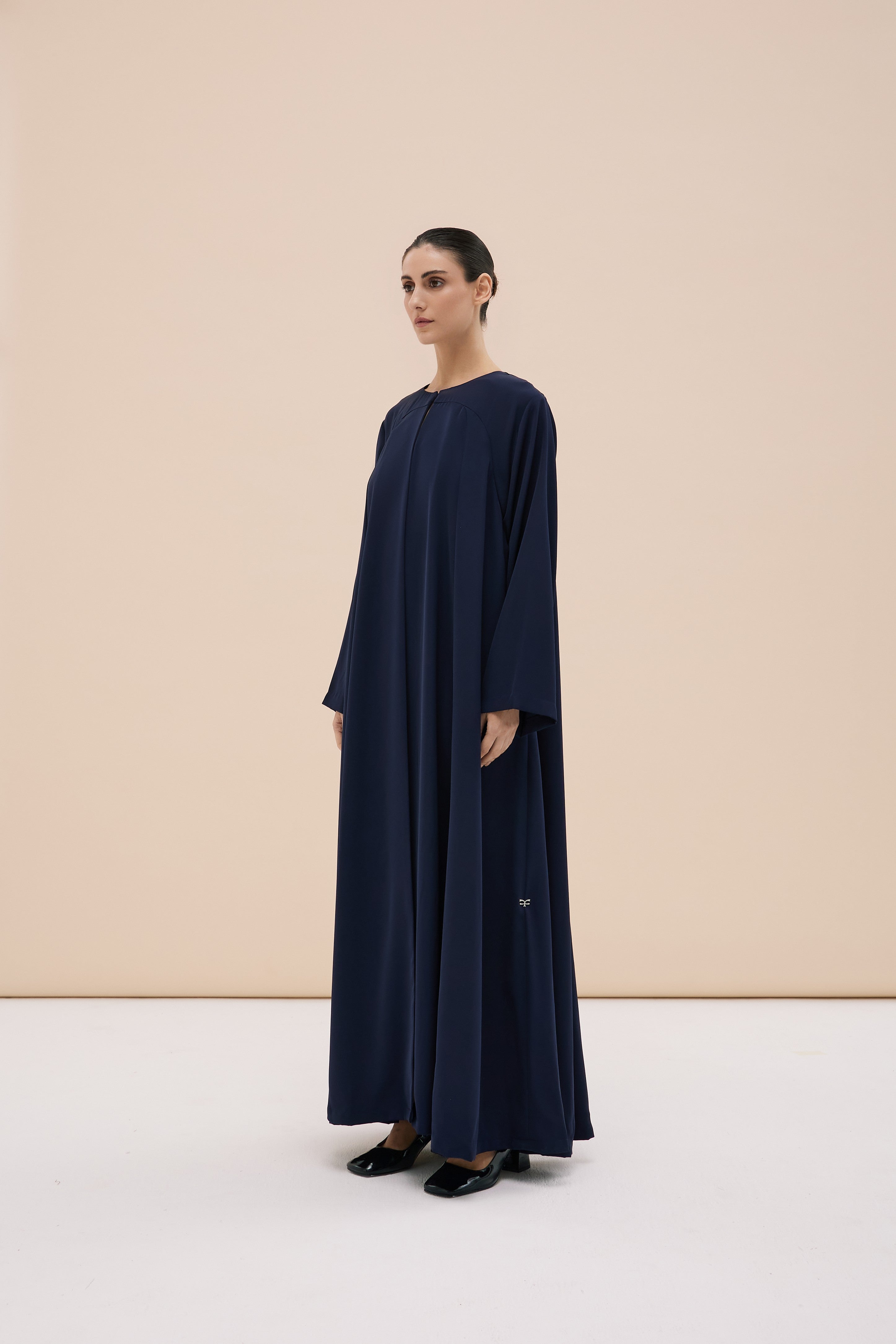 LOOK 2 - MATTE CREPE (LIGHTWEIGHT)- NAVY