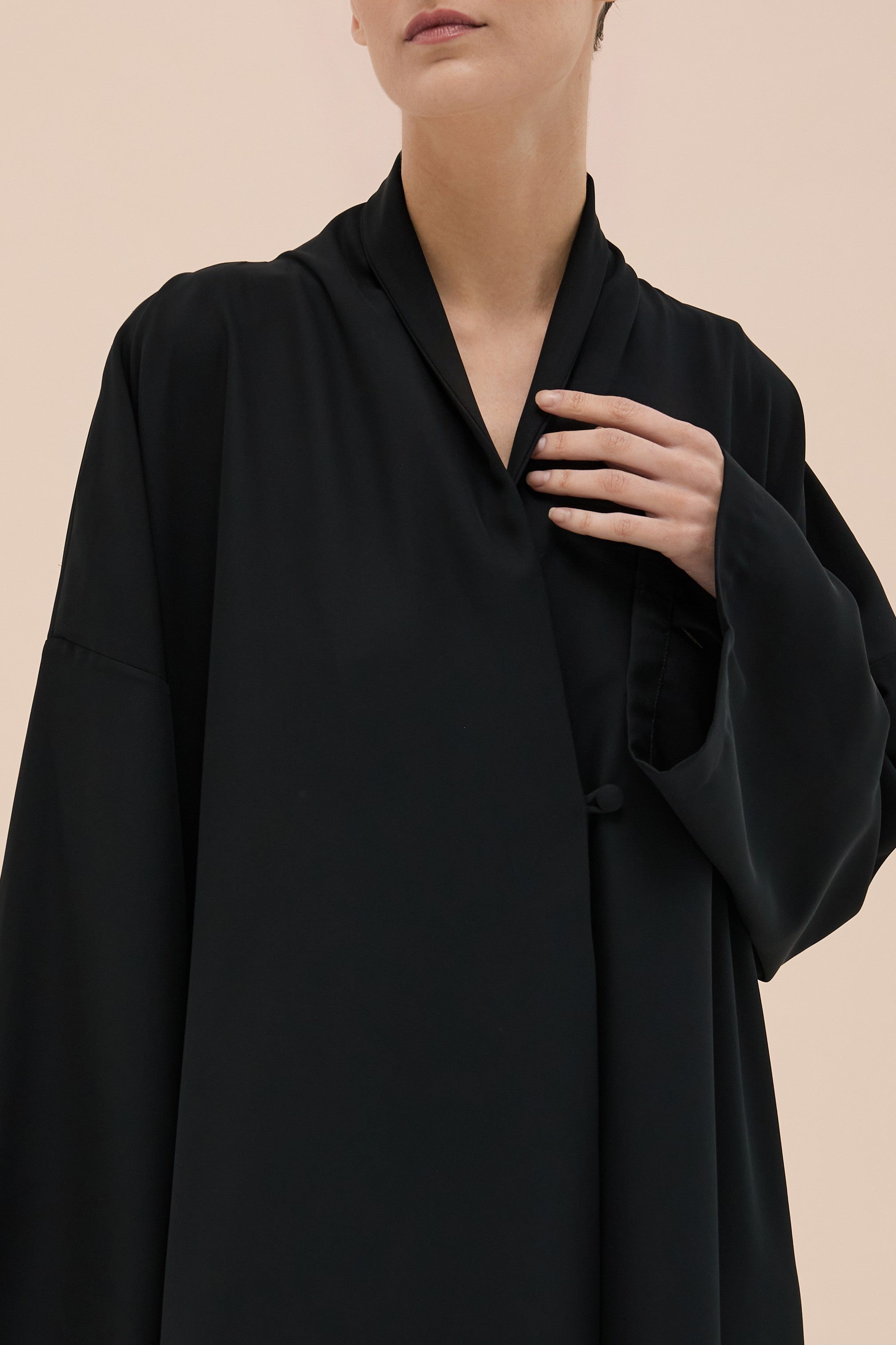 LOOK 3 - SOFT CREPE (MIDWEIGHT)- BLACK