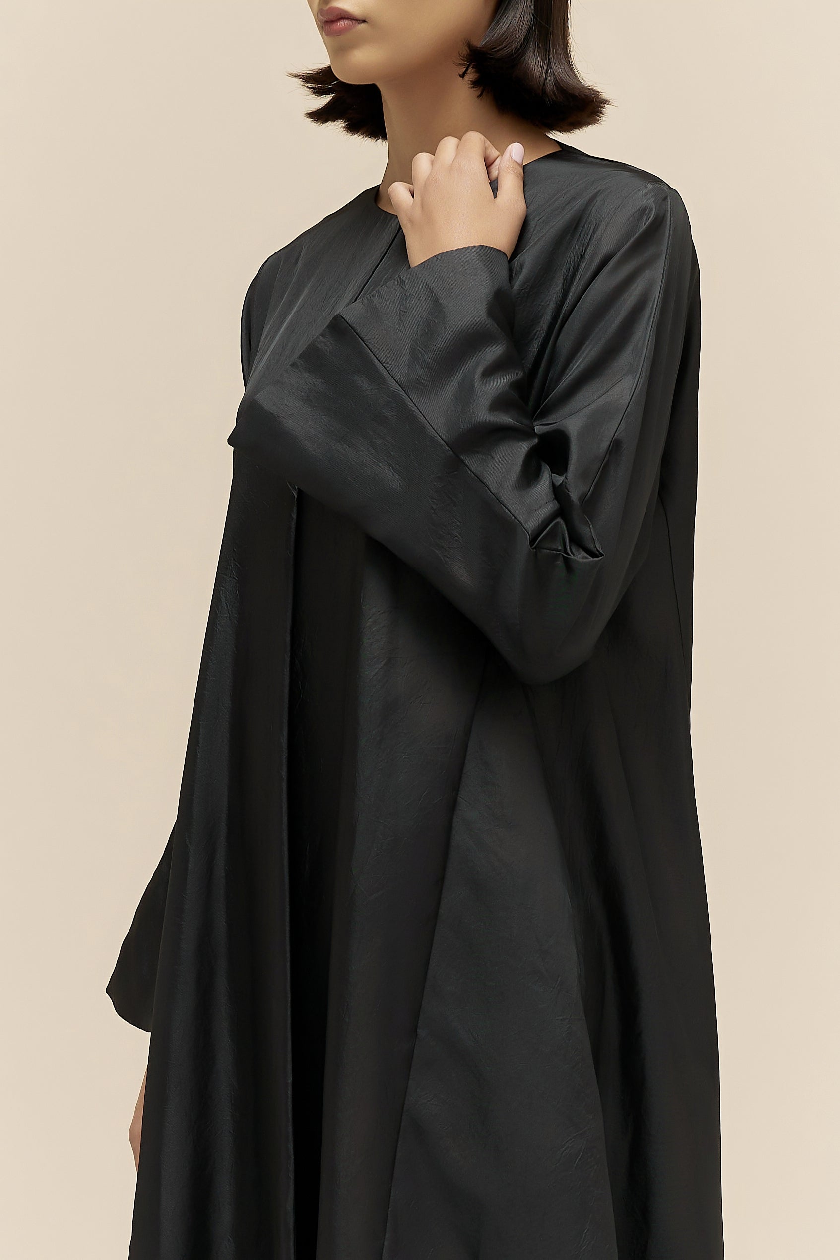 SADIE - VISCOSE SATIN - BLACK